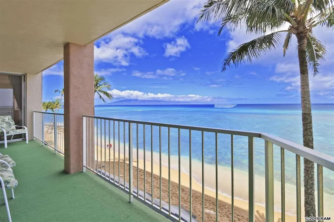 Resort Royal Kahana