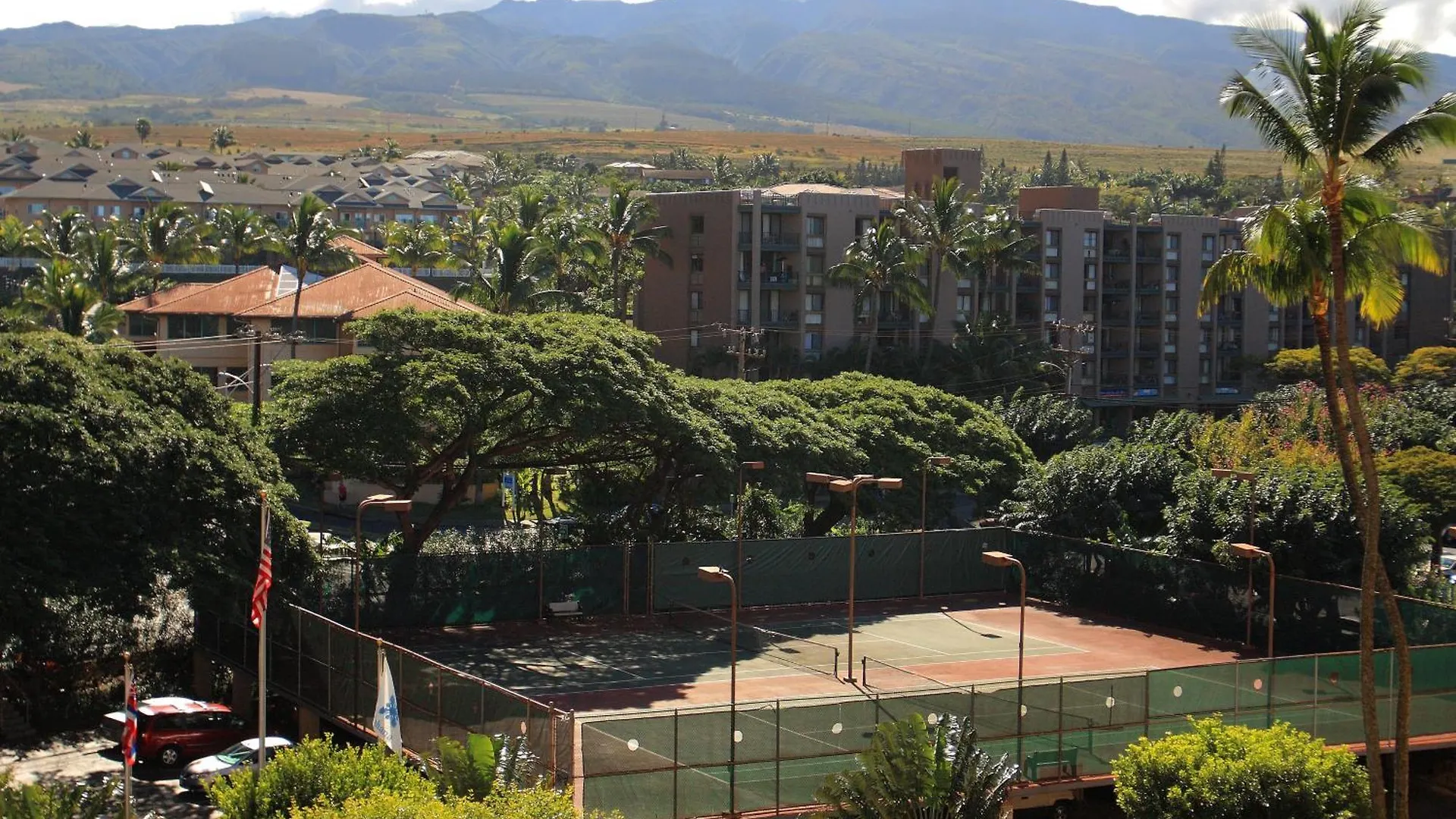Royal Kahana Resort